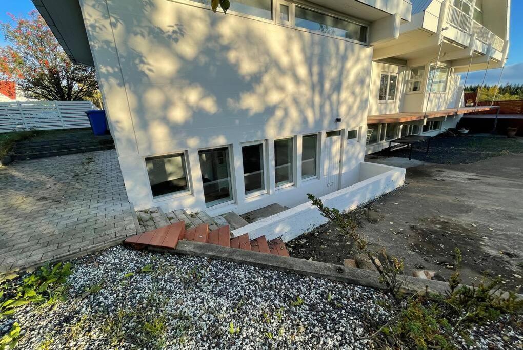 Cozy Centrally Located Apartment In Рейкьявик Экстерьер фото